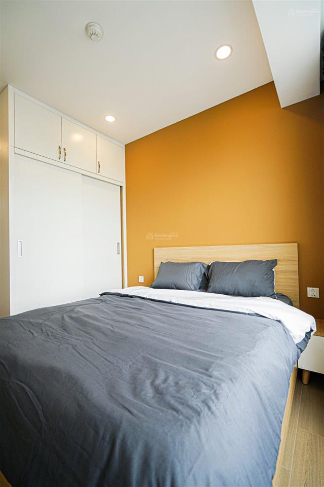 Bán gấp căn 2pn 2wc river panorama, nhà trống, mới hoàn toàn 4.2tỷ thương lượng bao thuế phí