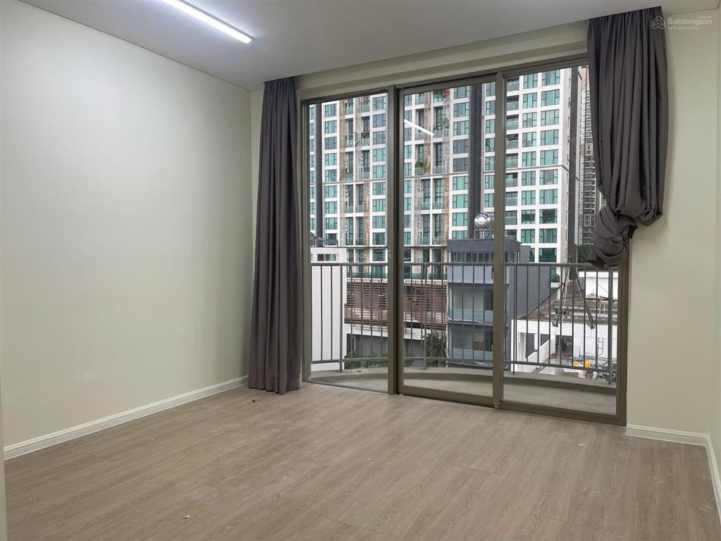 Căn duplex  waterina suites 234m2, trần cao 7m, 2 phòng master giá chỉ 21 tỷ,  0903 783 ***