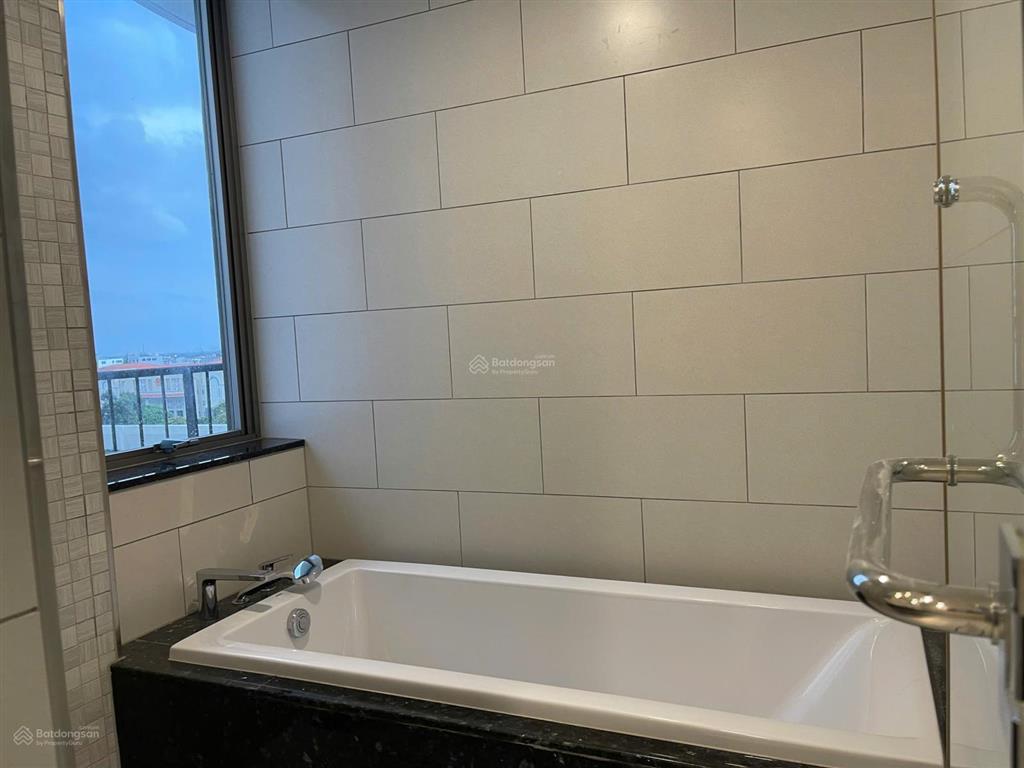 Căn duplex  waterina suites 234m2, trần cao 7m, 2 phòng master giá chỉ 21 tỷ,  0903 783 ***