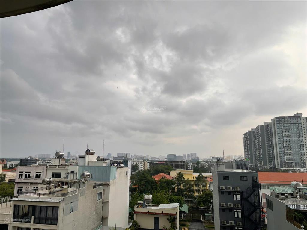 Căn duplex  waterina suites 234m2, trần cao 7m, 2 phòng master giá chỉ 21 tỷ,  0903 783 ***
