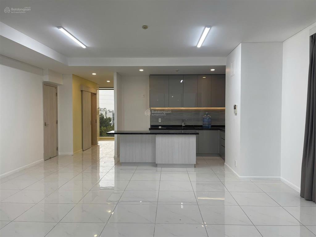 Căn duplex  waterina suites 234m2, trần cao 7m, 2 phòng master giá chỉ 21 tỷ,  0903 783 ***