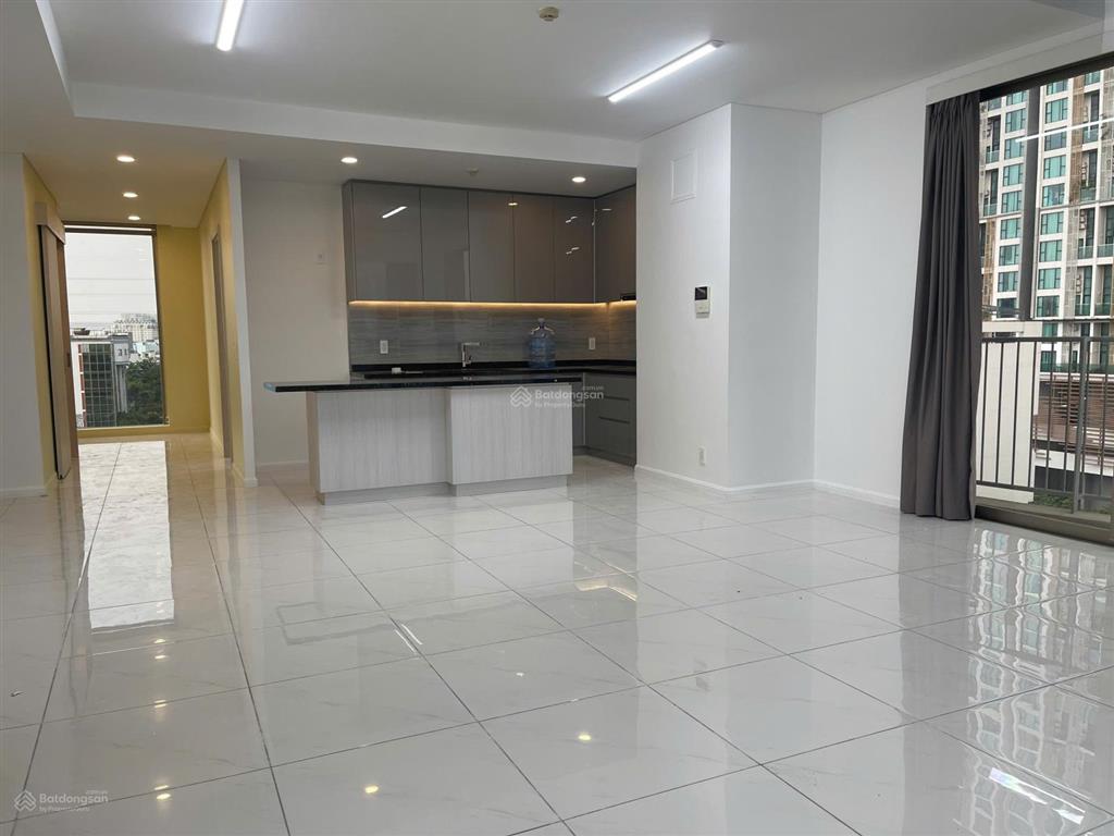 Căn duplex  waterina suites 234m2, trần cao 7m, 2 phòng master giá chỉ 21 tỷ,  0903 783 ***