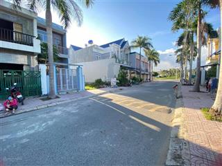 Bán nhà 4x20 kđt cát tường phú thạnh  hựu thạnh đức hoà long an  1tỷ5 tl  0905 559 ***