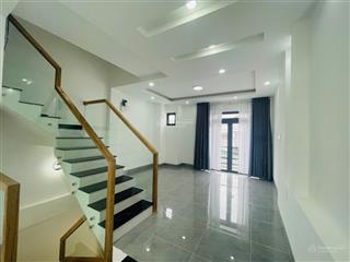 Bán nhà 8,8 tỷ phường 4 tp đà lạt 0964 985 ***