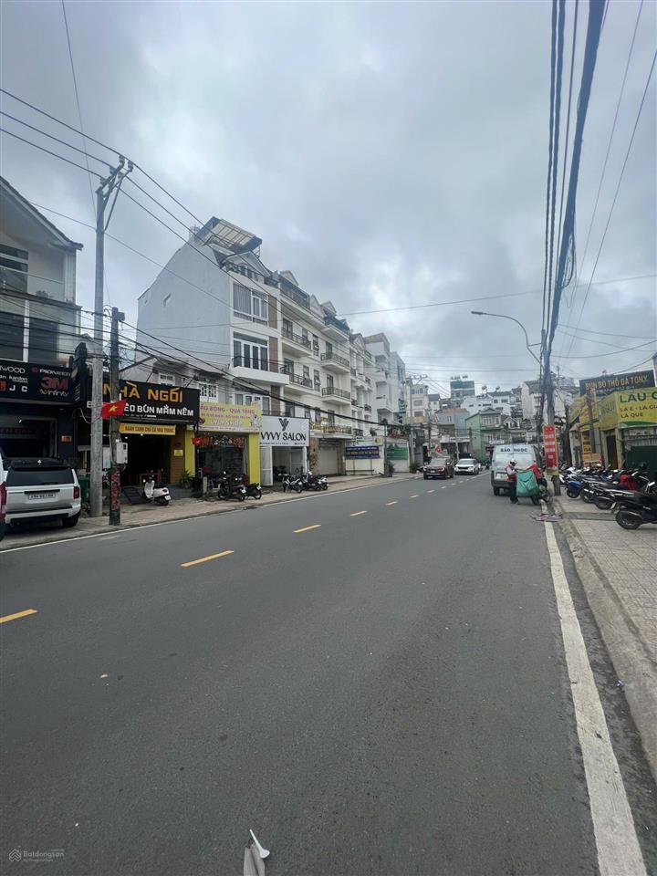 Bán nhà 15 tỷ mặt tiền đường nguyễn công trứ, đà lạt