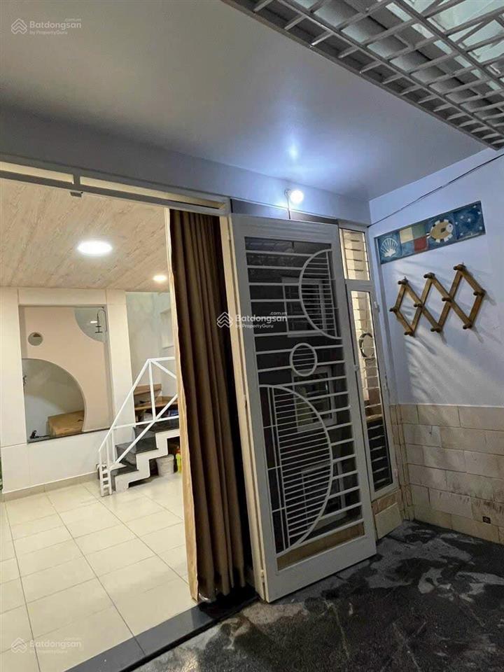 Bán nhà 15 tỷ mặt tiền đường nguyễn công trứ, đà lạt