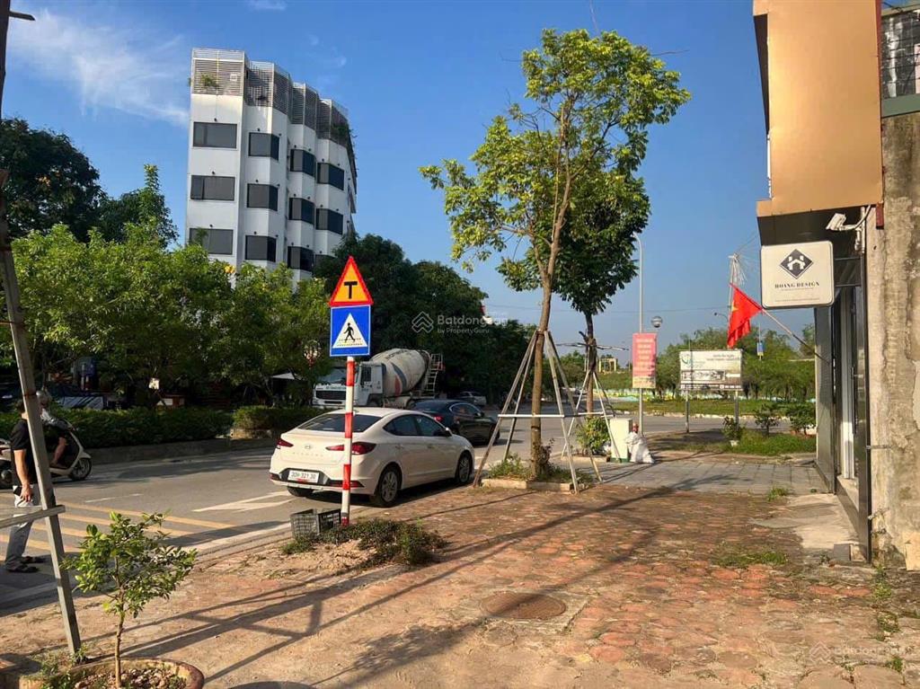 Bán đất đấu giá đường đôi đẹp nhất giang biên 100m2, mt 5m, kinh doanh đỉnh, 23.5 tỷ