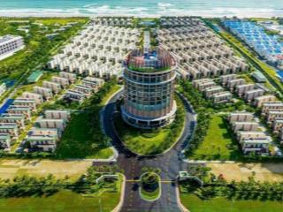 Chính chủ bán biệt thự wydham cam ranh mystery villa giá 8,5 tỷ hướng biển.  0937 933 ***