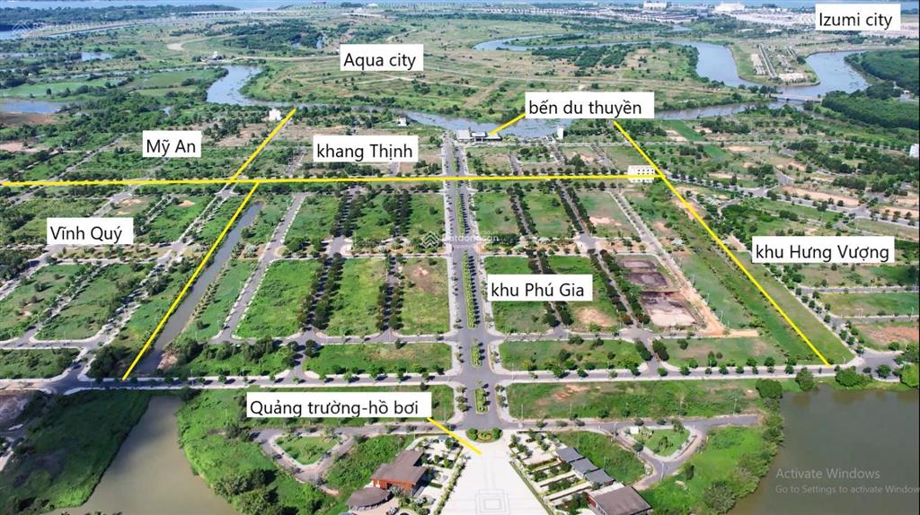 Tôi kẹt tiền bán nền hv2 hướng đông bắc, giá 1,9 tỷ/nền, sát sông, ngay trục chính, miễn tiếp cò