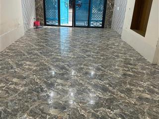 Cho thuê nhà 2 tầng, kđt văn phú  hà đông, dt 90m2, giá 10tr/tháng.  0398 908 ***