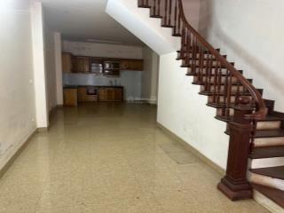 Cho thuê nhà 4 tầng kđt văn phú, dt 80m2, giá 17tr/tháng.  0398 908 ***