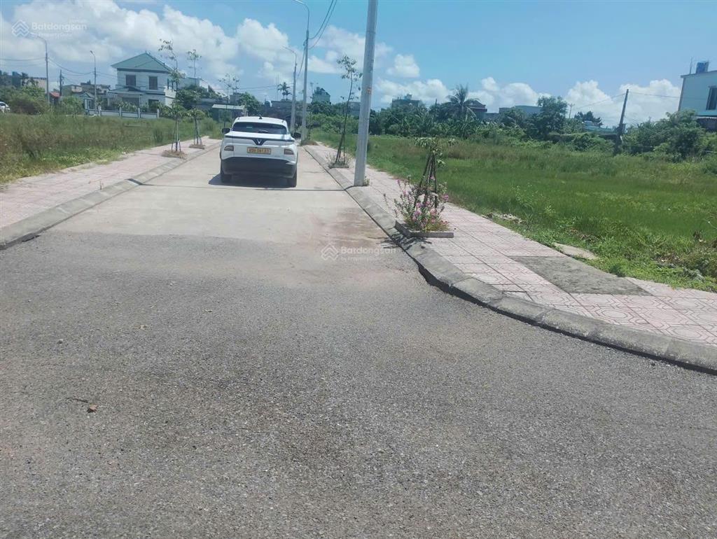 Bán lô đất đẹp, đất tiền hải, gần biển đồng châu  sát cao tốc ven biển, giá f0