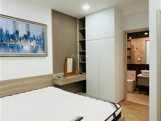 Chính chủ cần cho thuê nhanh căn hộ cosmo dt 116m2, 3pn, 2wc, giá 18tr căn góc  0938 607 ***