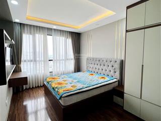 Chính chủ cần cho thuê nhanh căn hộ cosmo dt 114m2, 3pn, 2wc, giá 15tr căn góc 0938 607 *** nhà đẹp
