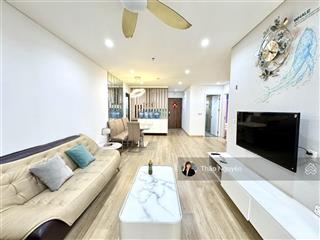 Sẵn sàng dọn vào ở ngay căn hộ 2pn chỉ 23.5 triệu full nội thất tầng cao thoáng mát hà đô 090971097