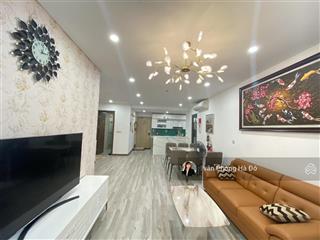 Chính chủ cần bán nhanh căn 2pn 86m2 view nội khu có sổ hồng full nội thất tại hà đô q10 0909 711 ***