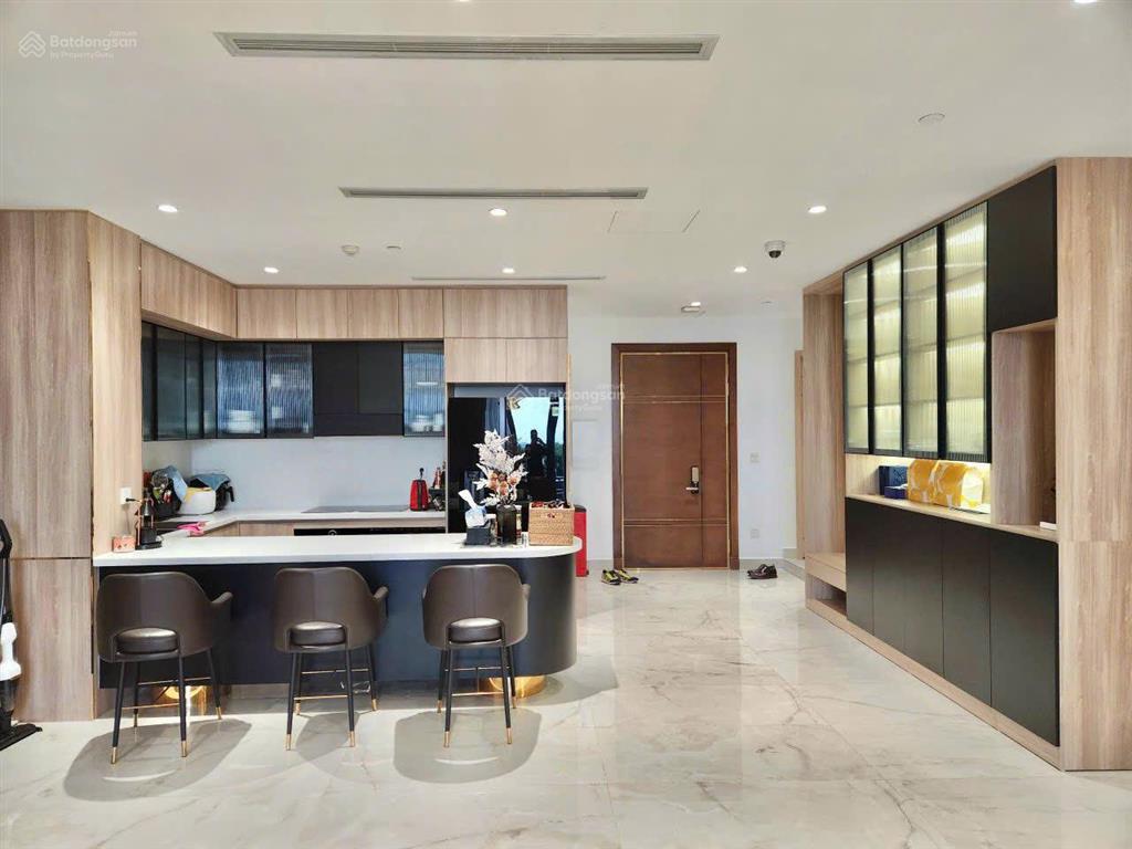 Bán căn hộ duplex 3pn  250m2 view trực diện hồ tây chung cư golden westlake.  0917 673 ***