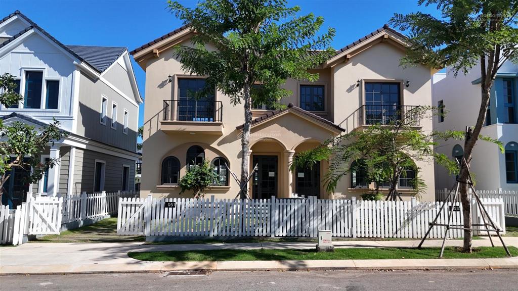 Hiếm có 1 căn song lập 200m2 ngay khu florida 3.3 đã nhận nhà 5 tỷ (25 triệu/m2)