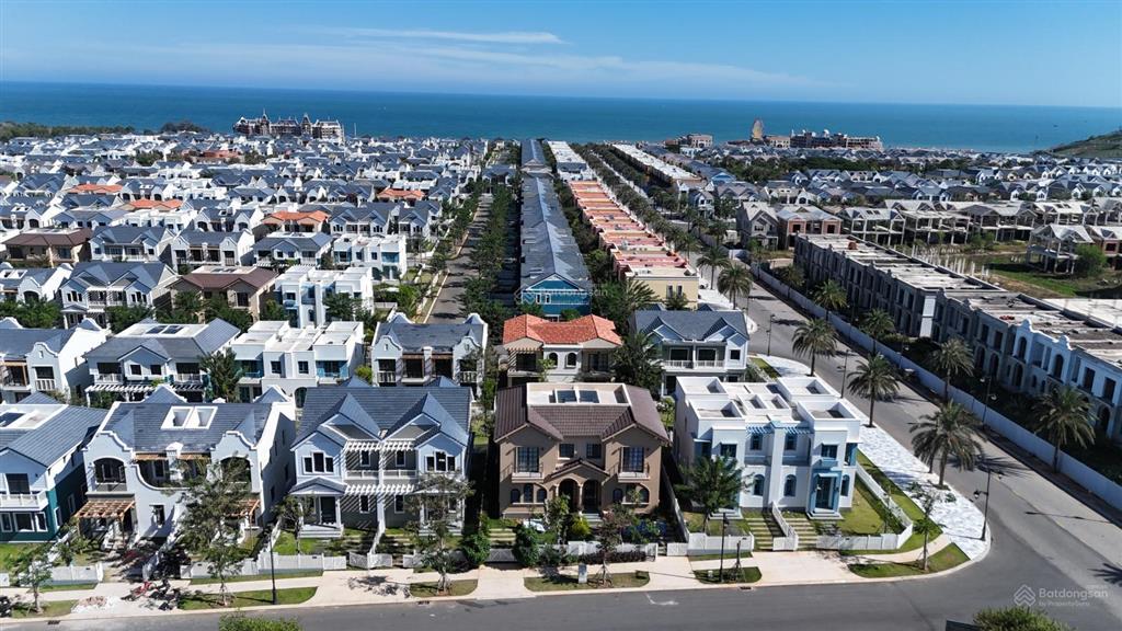 Hiếm có 1 căn song lập 200m2 ngay khu florida 3.3 đã nhận nhà 5 tỷ (25 triệu/m2)
