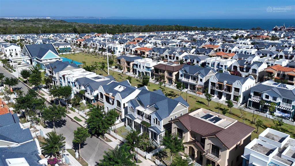 Hiếm có 1 căn song lập 200m2 ngay khu florida 3.3 đã nhận nhà 5 tỷ (25 triệu/m2)