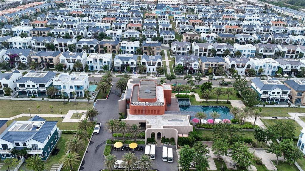 Biệt thự đơn lập 10x20 hướng biển full nội thất đẹp giá 6 tỷ bao hết thuế phí (giá tốt dự án)