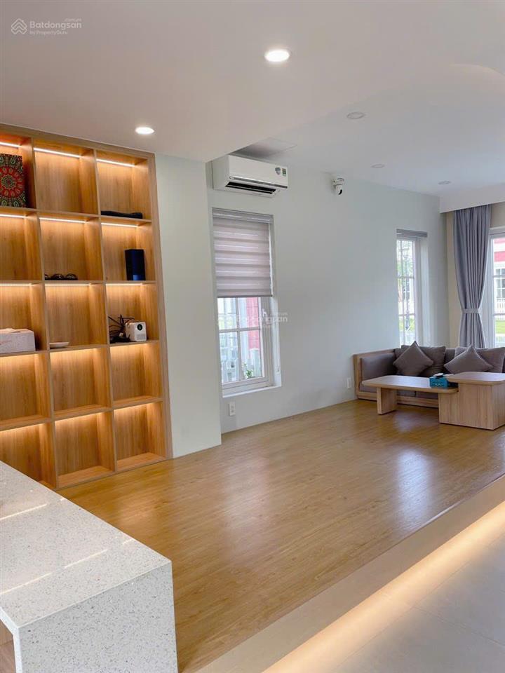 Biệt thự đơn lập 10x20 hướng biển full nội thất đẹp giá 6 tỷ bao hết thuế phí (giá tốt dự án)