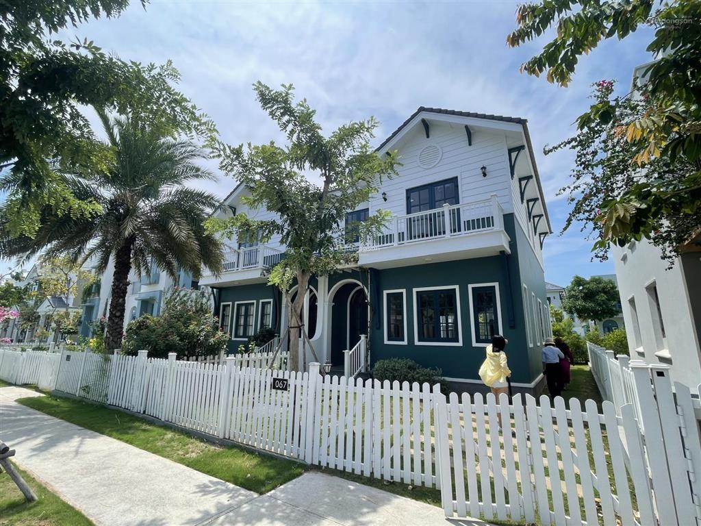 Biệt thự song lập khu florida 3.3 đường 16m giá bán full 4.7 tỷ (bao hết thuế phí)0975 404 ***