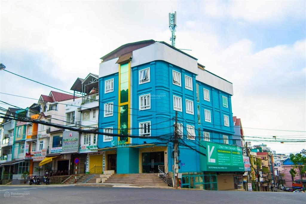 Cho thuê nhà góc 2 mặt tiền đường hải thượng  phạm ngọc thạch đối diện bệnh viện tỉnh lâm đồng