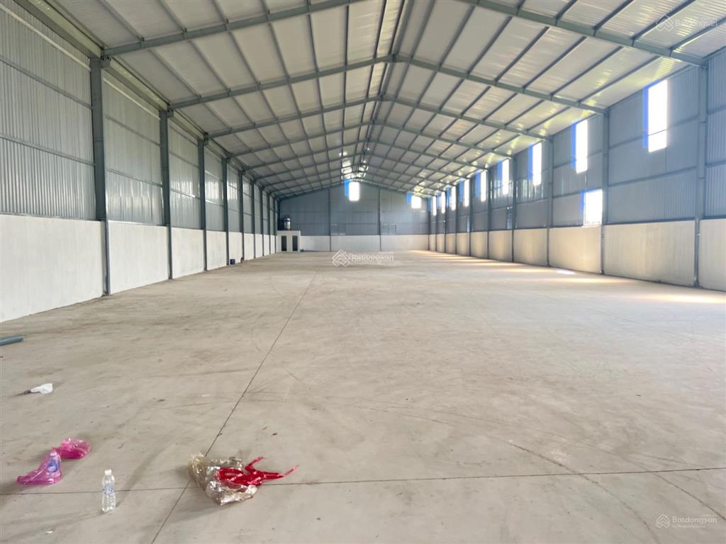 Cho thuê xưởng 900m2, 30 triệu/tháng thuận an
