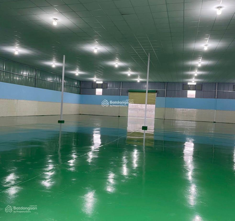 Cho thuê xưởng 2500m2, 100tr thuận an