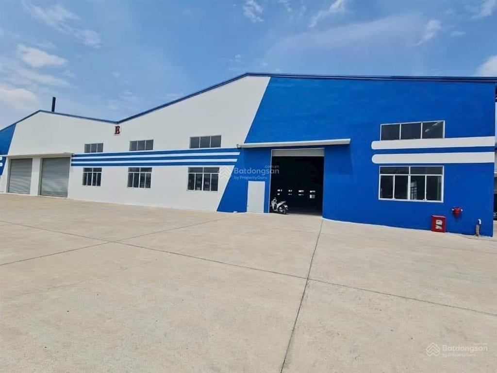 Cho thuê xưởng 10,000m2 600tr/th tân uyên 0907 838 ***