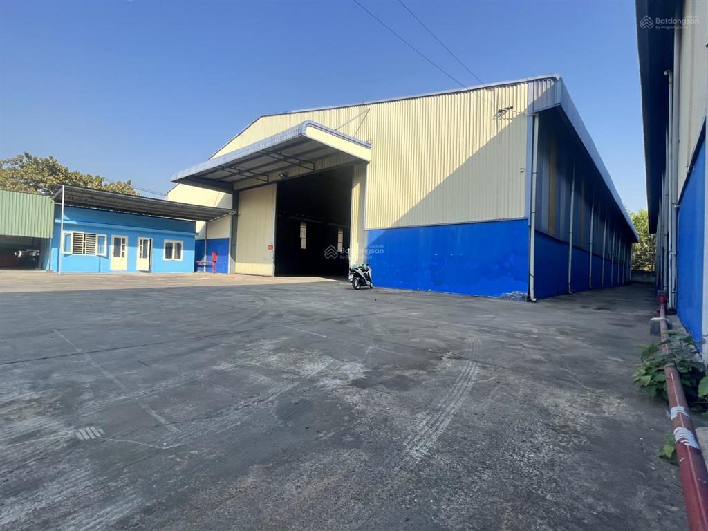 Cho thuê xưởng 1800m2 120 triệu dĩ an, 0907 838 ***
