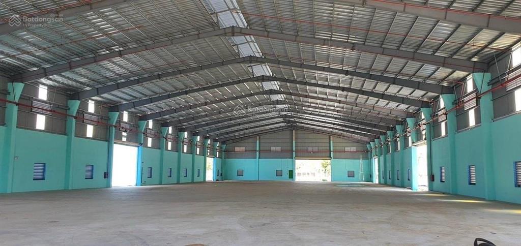 Cho thuê xưởng 3000m2 120tr, bình mỹ 0907 838 ***