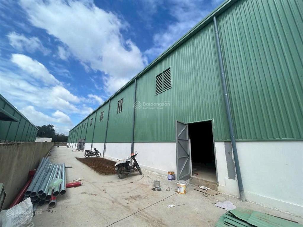 Cho thuê xưởng 2100m2 hội nghĩa 0907 838 ***