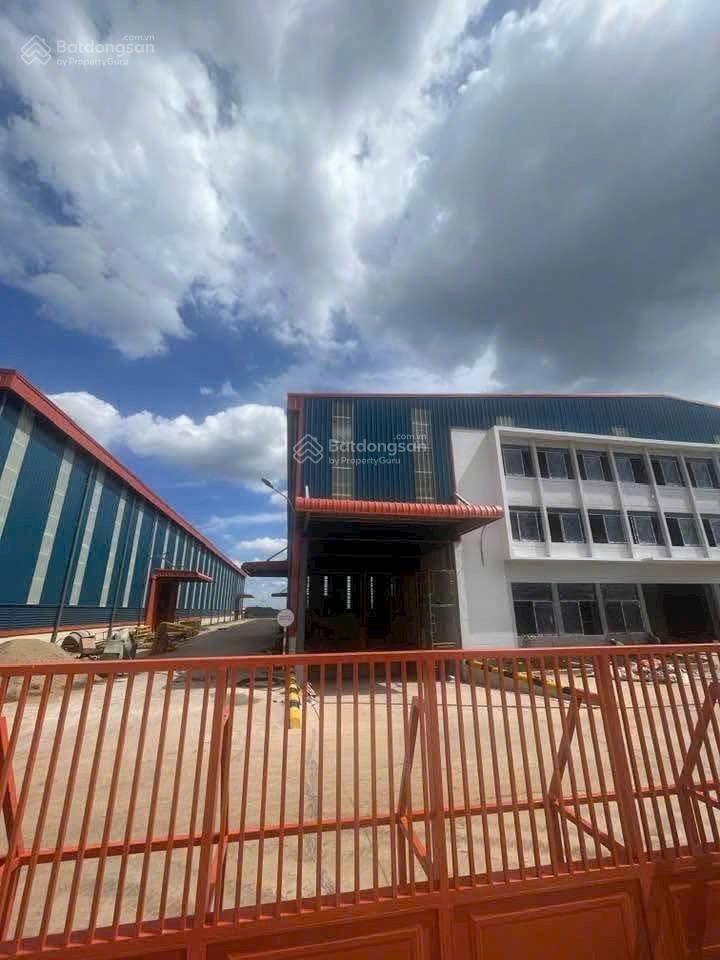Cho thuê xưởng 15,000m2, 1 tỷ/tháng tân uyên, 0907 838 ***