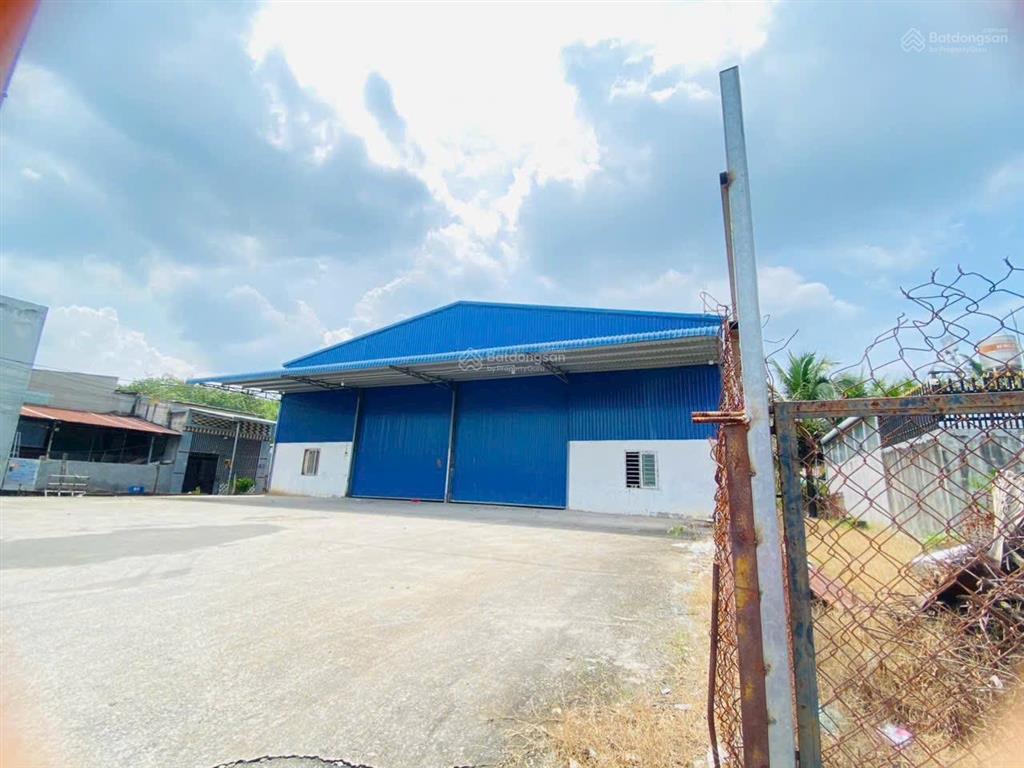 Cho thuê xưởng 900m2 40tr khánh bình 0907 838 ***