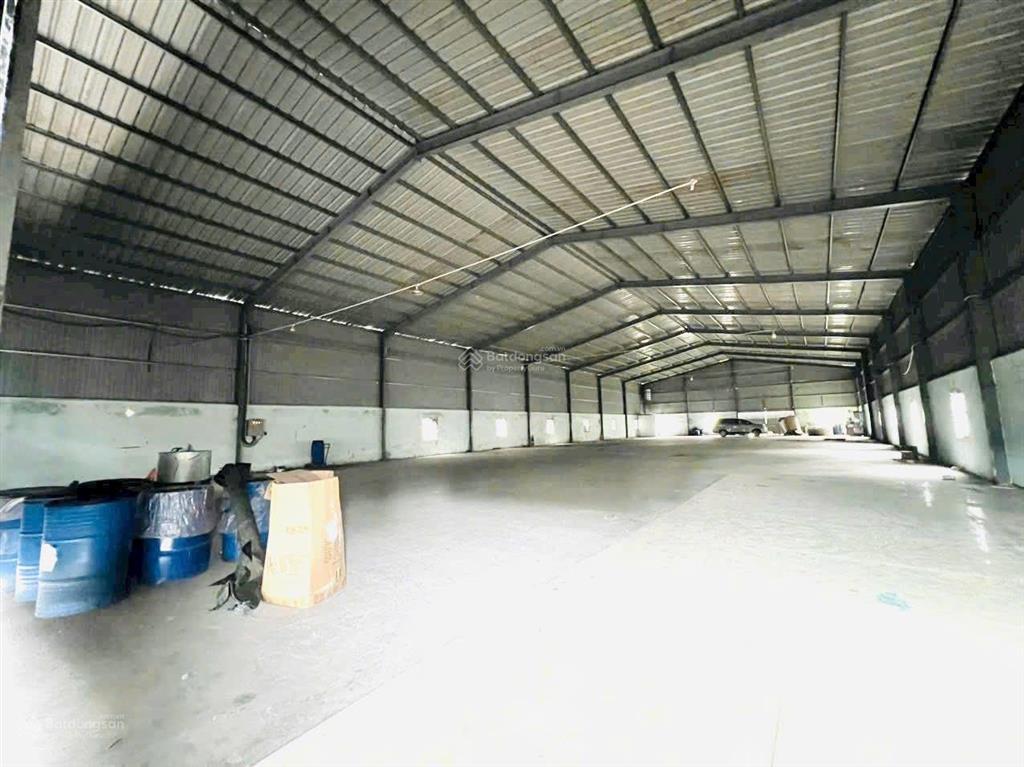 Cho thuê xưởng 1000m2 dĩ an 0907 838 ***