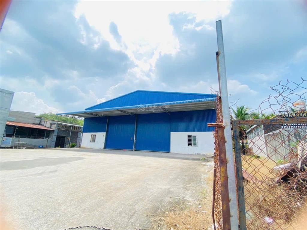 Cho thuê xưởng 1000m2 dĩ an 0907 838 ***