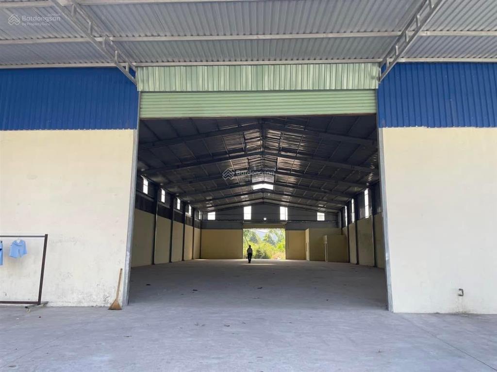Cho thuê xưởng 1000m2 55 triệu tân uyên, 0907 838 ***