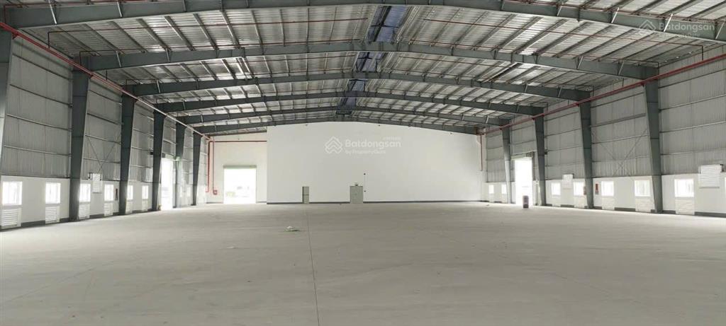 Cho thuê xưởng 2000m2 140tr bàu bàng 0907 838 ***