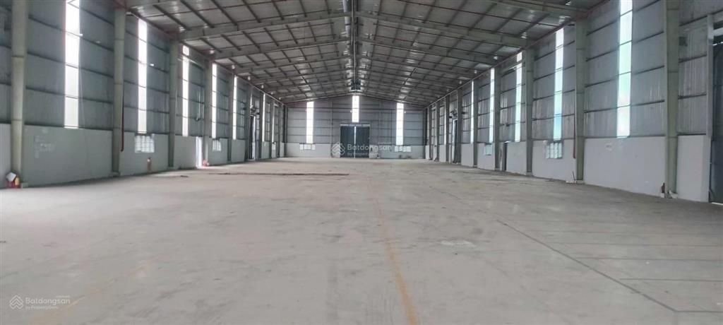 Cho thuê xưởng 2000m2 140tr bàu bàng 0907 838 ***