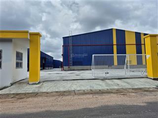 Cho thuê xưởng 1900m2 140tr bến cát.  0907 838 ***