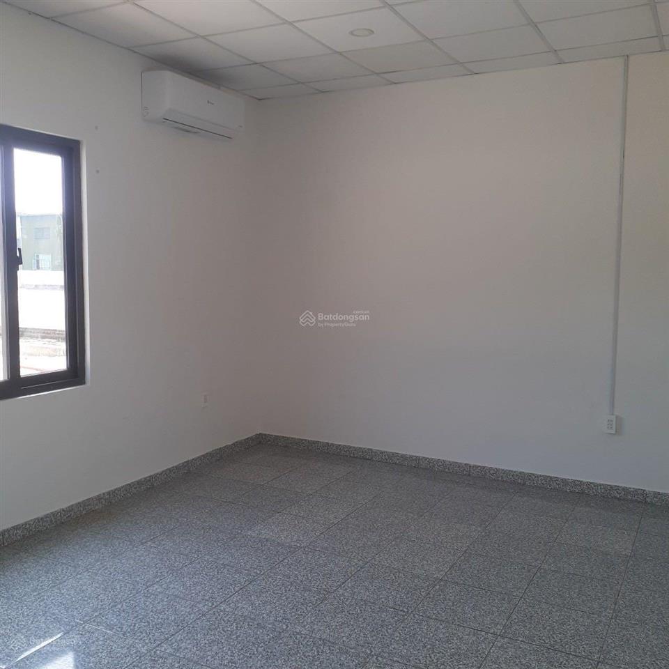 Cho thuê xưởng 2000m2, 60tr/th thuận an, 0907 838 ***