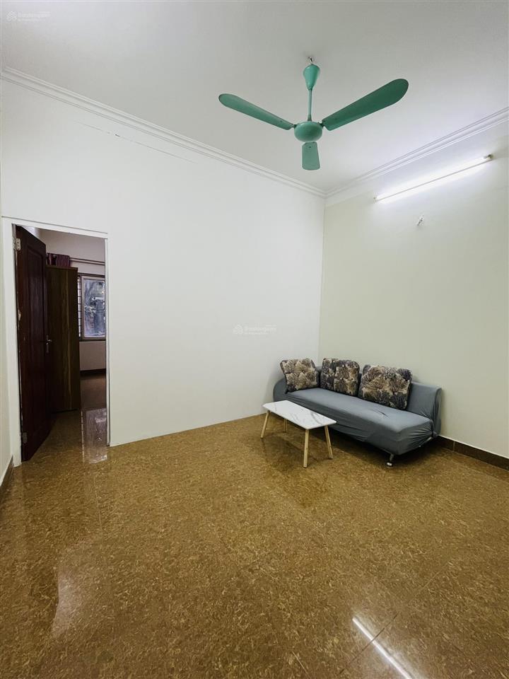 Cho thuê phòng tại triều khúc (cách hồ triều khúc 50m) không chung chủ, vskk