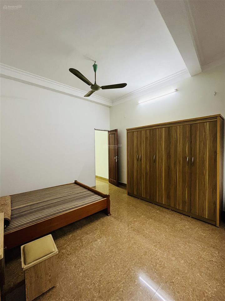 Cho thuê phòng tại triều khúc (cách hồ triều khúc 50m) không chung chủ, vskk