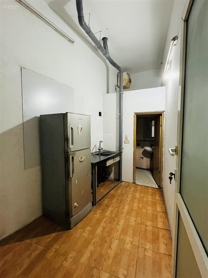 Cho thuê phòng tại triều khúc (cách hồ triều khúc 50m) không chung chủ, vskk