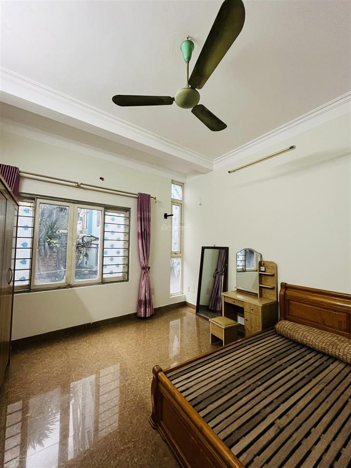 Cho thuê phòng tại triều khúc (cách hồ triều khúc 50m) không chung chủ, vskk