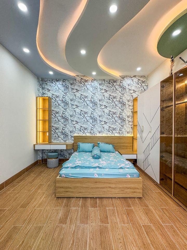 NHÀ MẶT TIỀN HẺM LIÊN TỔ 3-4 NGUYỄN VĂN CỪ - CÓ THỂ KINH DOANH