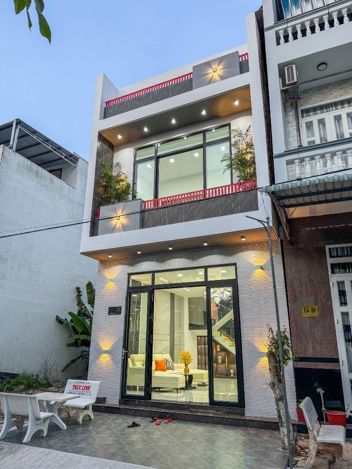 NHÀ TRỆT LẦU KDC HỒNG LOAN - ĐOẠN GẦN CHỢ