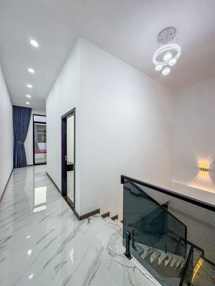 NHÀ TRỆT LẦU KDC HỒNG LOAN - ĐOẠN GẦN CHỢ